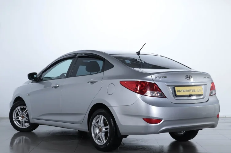 Hyundai Solaris 4 из 16