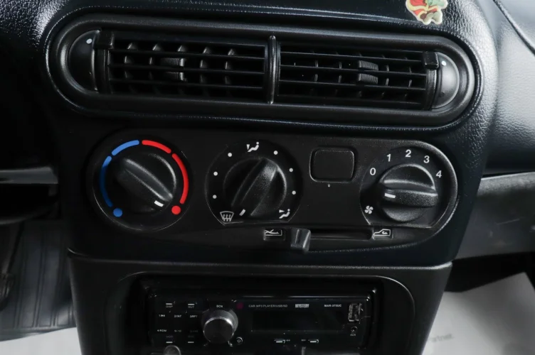 Chevrolet Niva 11 из 12