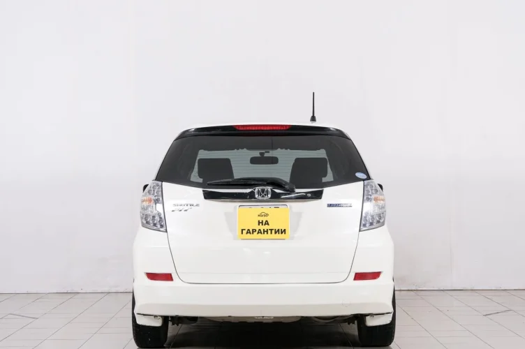 Honda Fit Shuttle 7 из 20