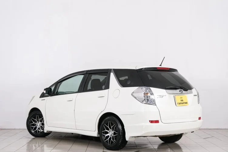 Honda Fit Shuttle 6 из 20