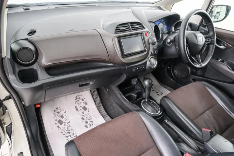 Honda Fit Shuttle 14 из 20