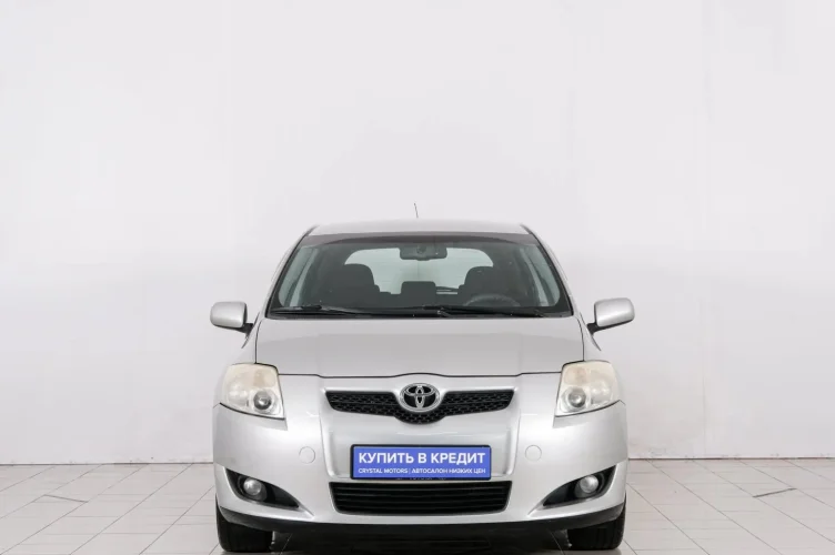 Toyota Auris 2 из 6