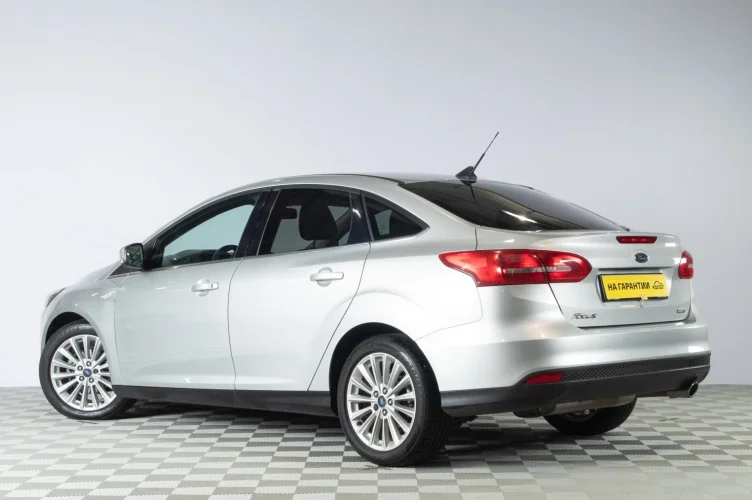 Ford Focus 4 из 6