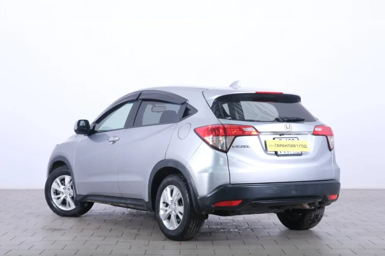 Honda Vezel 4 из 6