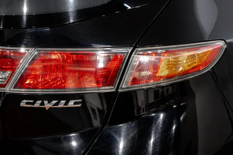 Honda Civic 8 из 24