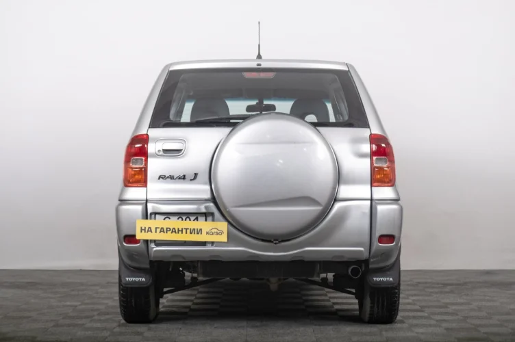 Toyota RAV4 4 из 6