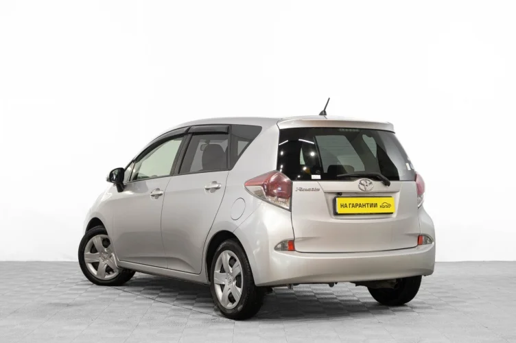 Toyota Ractis 6 из 22