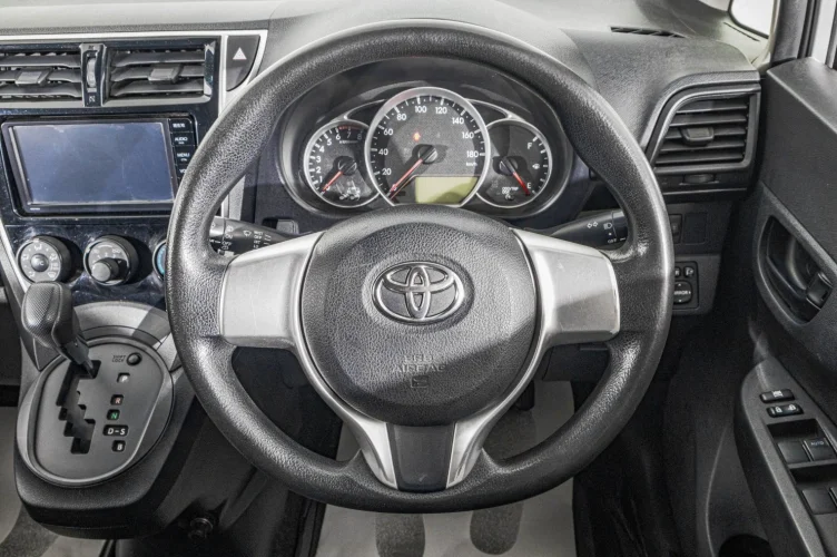 Toyota Ractis 13 из 22