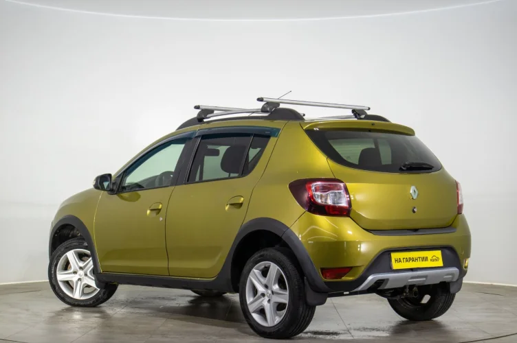Renault Sandero 6 из 6