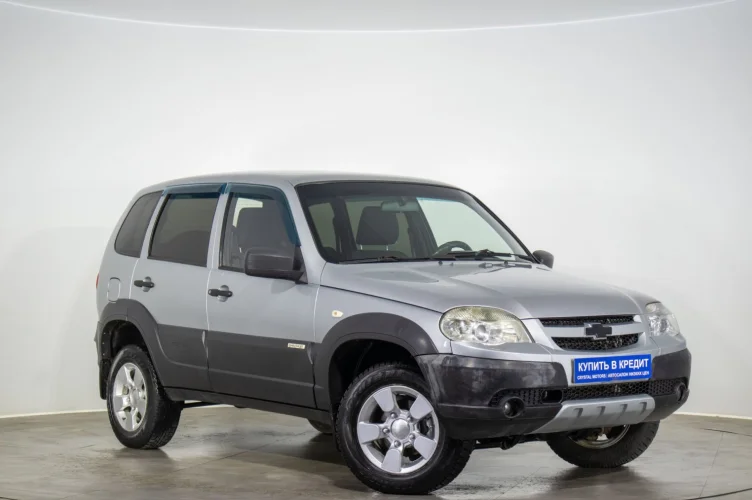 Chevrolet Niva 1 из 6