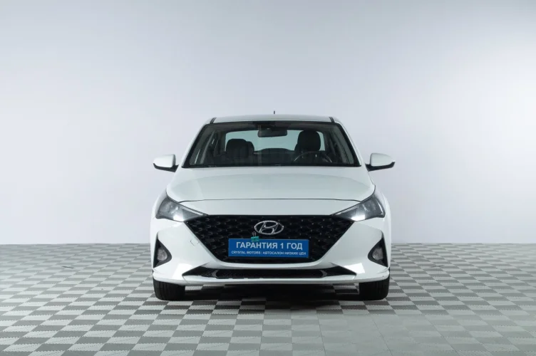 Hyundai Solaris 2 из 6