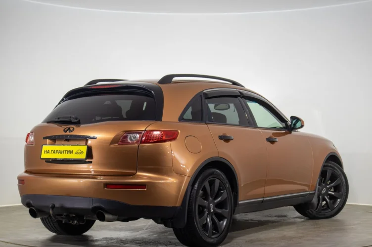 Infiniti FX45 4 из 6