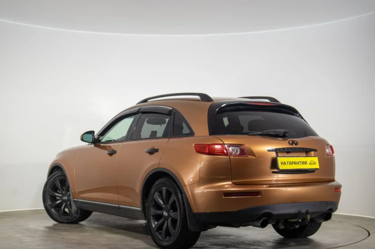 Infiniti FX45 6 из 6