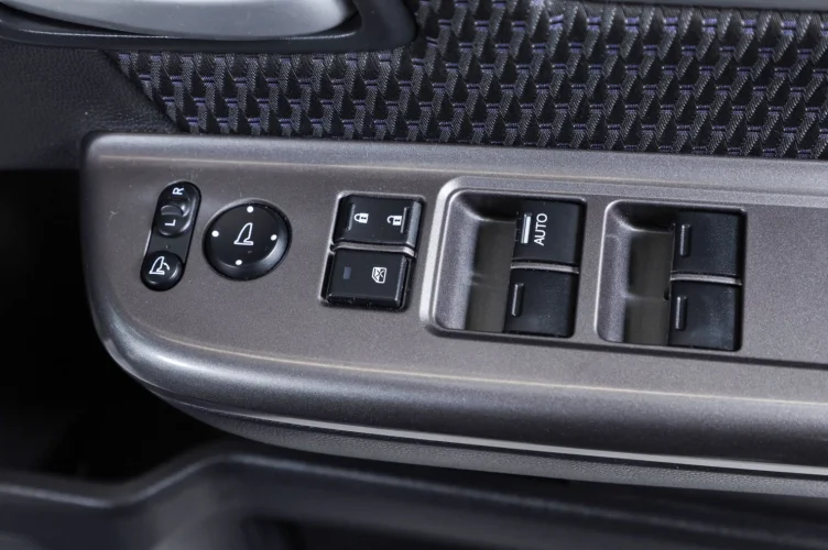 Honda Stepwgn 15 из 19
