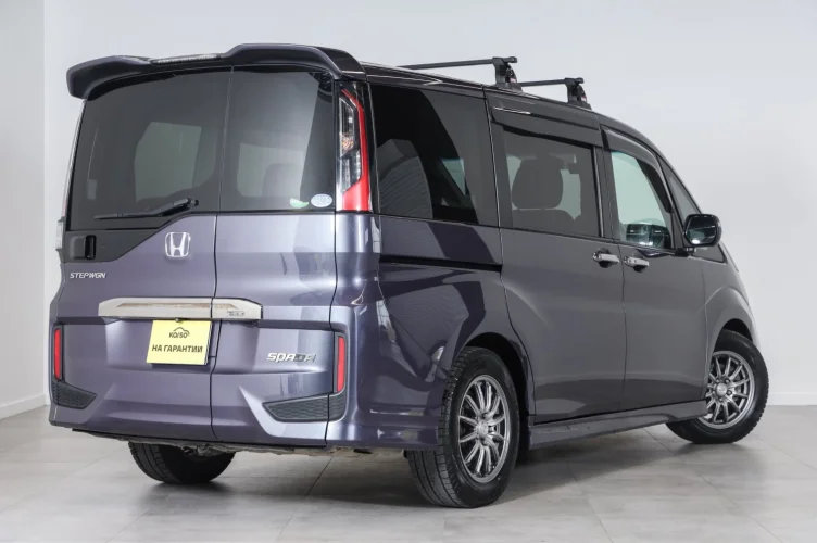 Honda Stepwgn 6 из 19