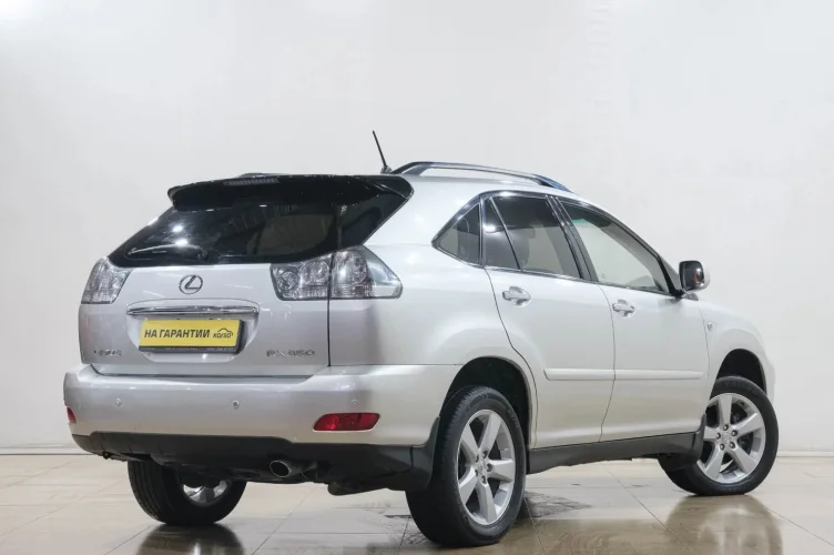 Lexus RX 6 из 6