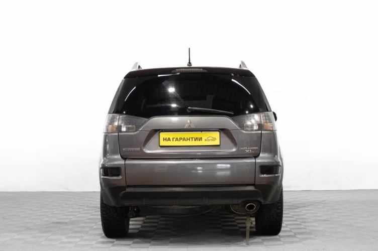 Mitsubishi Outlander 5 из 6