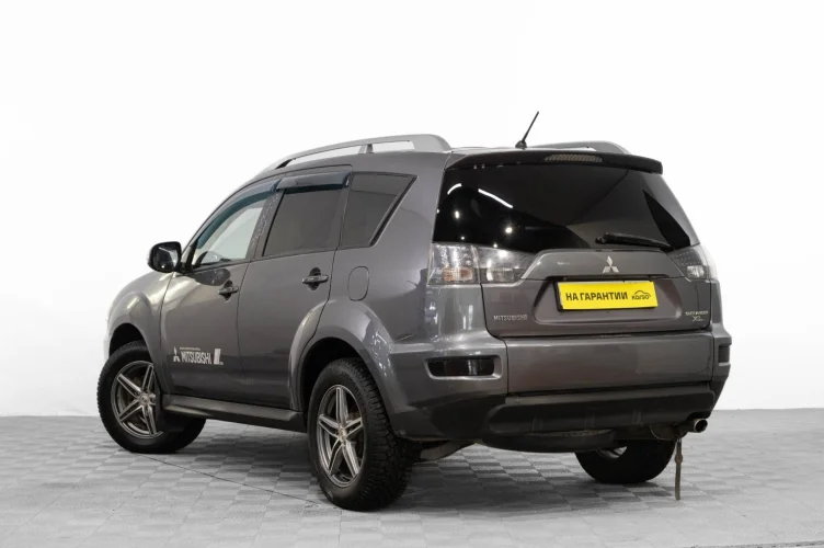 Mitsubishi Outlander 6 из 6