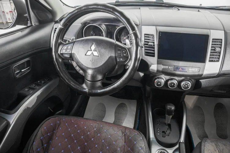 Mitsubishi Outlander 17 из 26