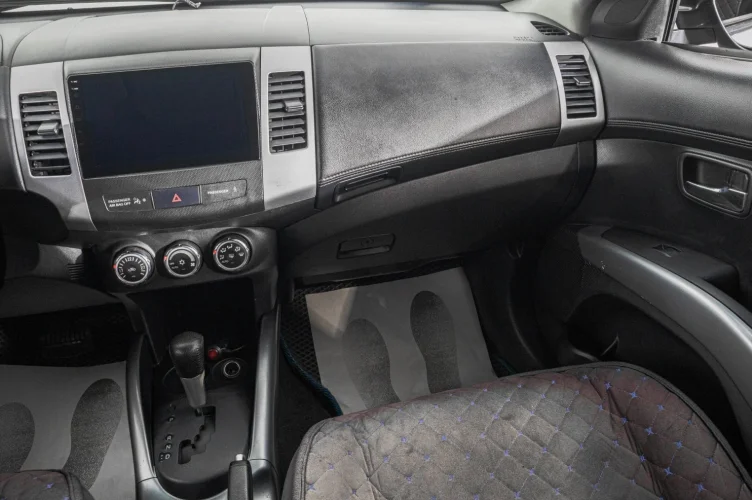 Mitsubishi Outlander 22 из 26