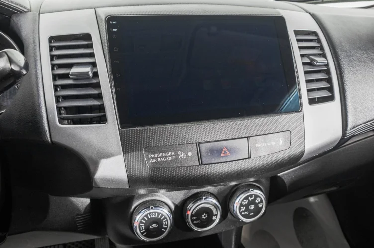 Mitsubishi Outlander 19 из 26