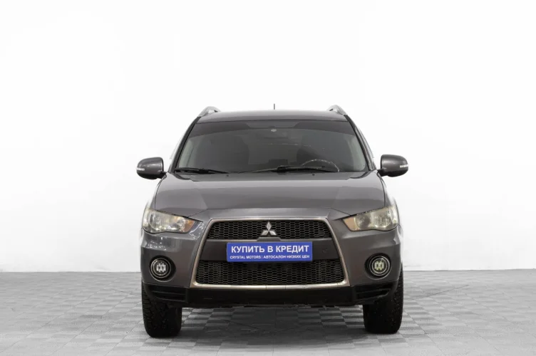 Mitsubishi Outlander 2 из 6