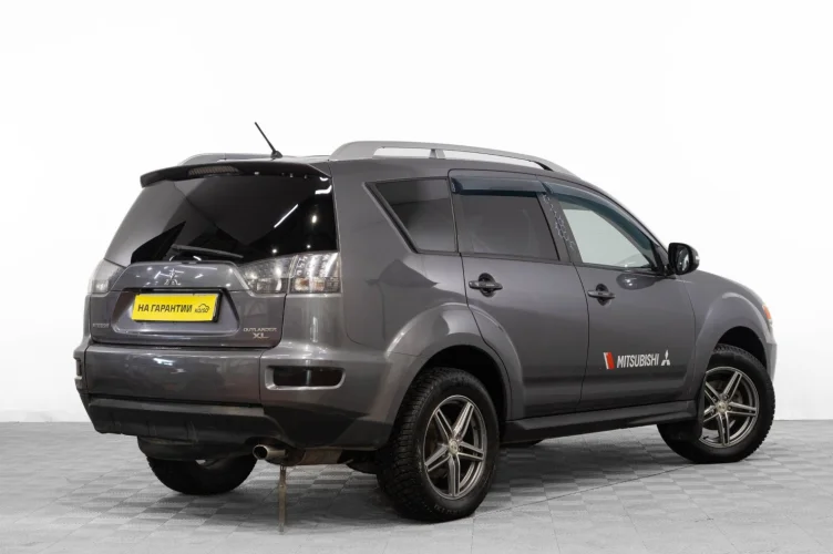 Mitsubishi Outlander 4 из 6