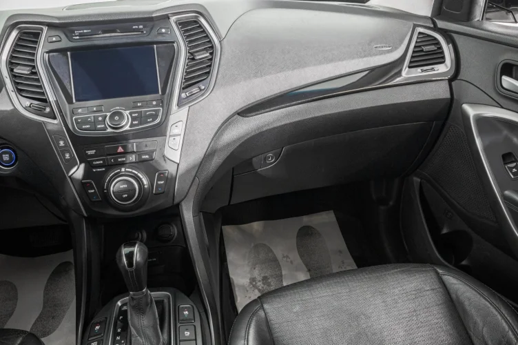 Hyundai Santa Fe 23 из 31