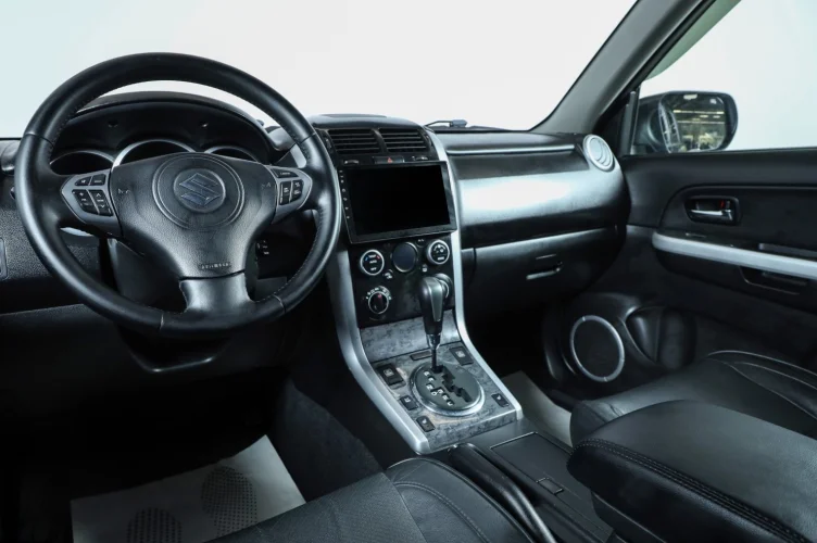 Suzuki Grand Vitara 7 из 19