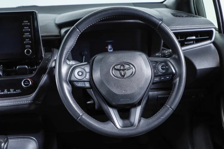 Toyota Corolla 11 из 18