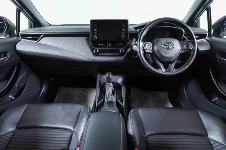 Toyota Corolla 8 из 18