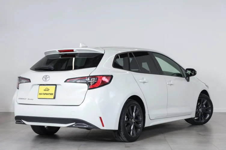 Toyota Corolla 6 из 18