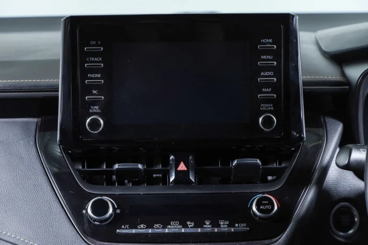 Toyota Corolla 10 из 18