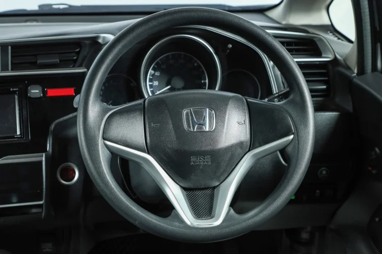 Honda Fit 11 из 16
