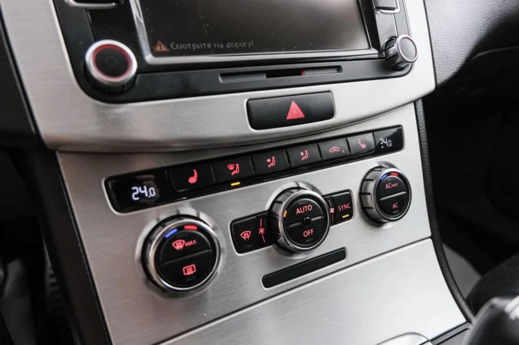 Volkswagen Passat 16 из 22