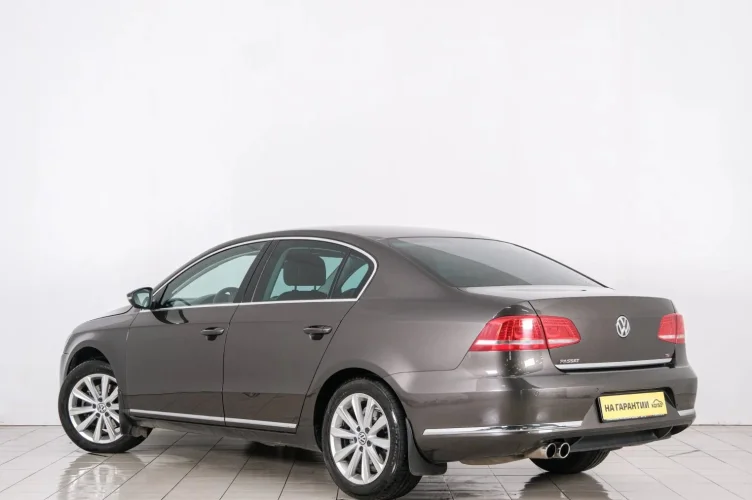 Volkswagen Passat 4 из 6