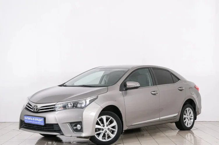 Toyota Corolla 3 из 6