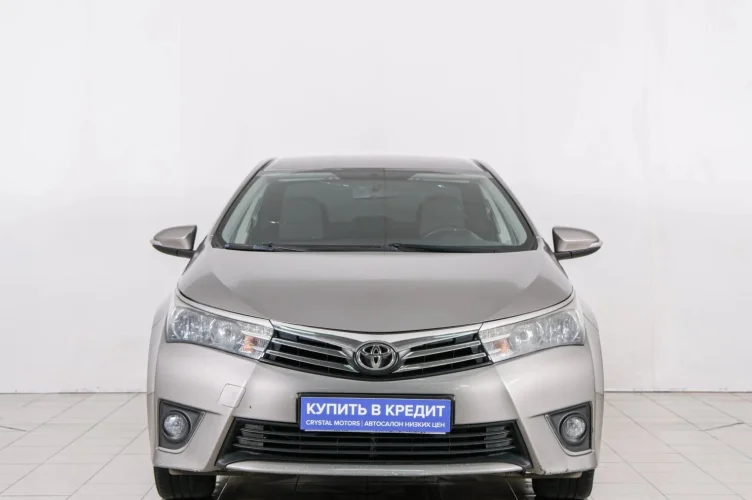 Toyota Corolla 2 из 6