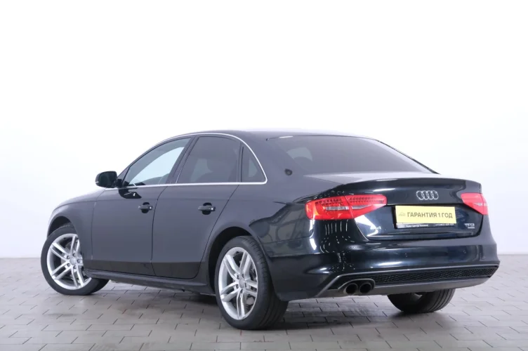 Audi A4 4 из 6