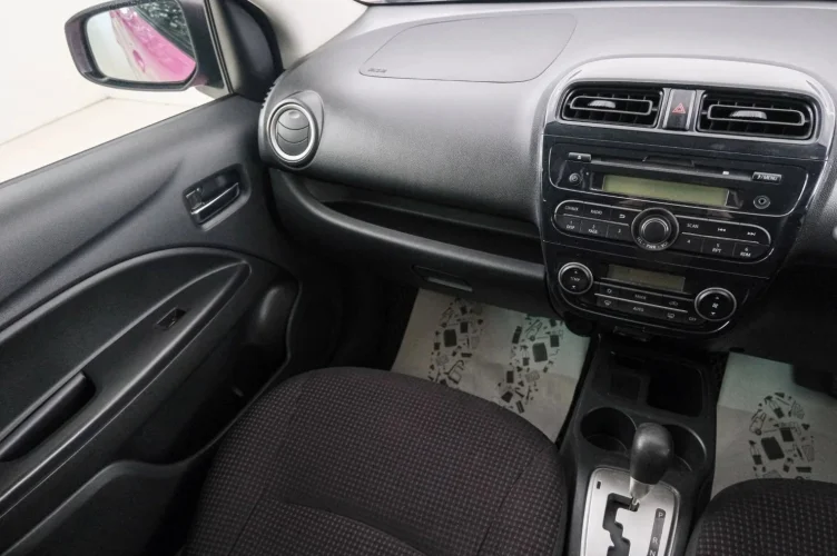 Mitsubishi Mirage 11 из 22
