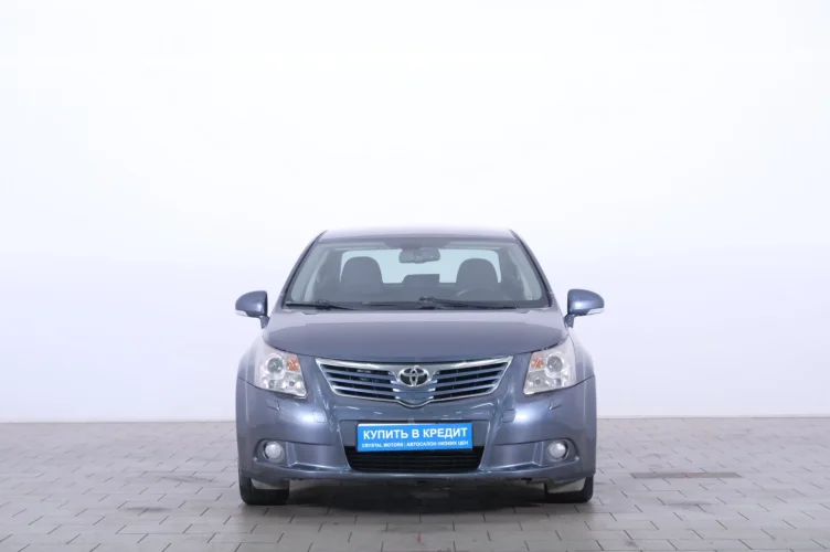 Toyota Avensis 2 из 6