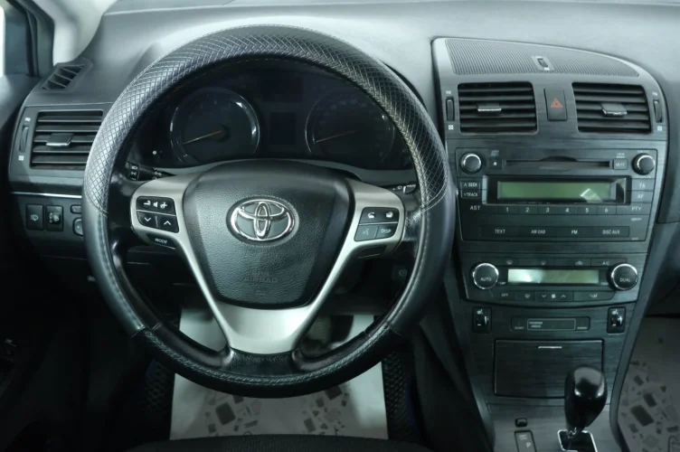 Toyota Avensis 10 из 19