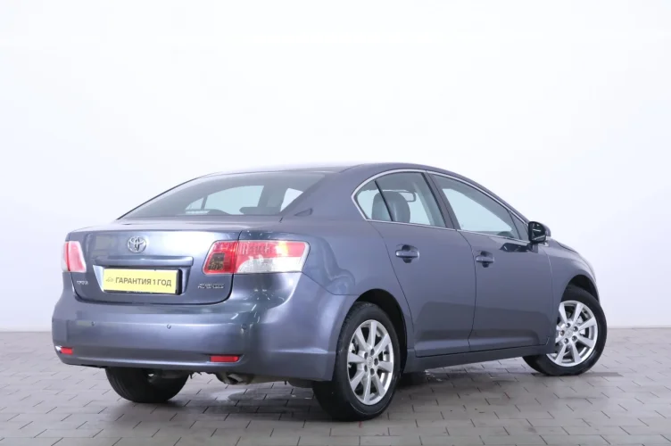 Toyota Avensis 6 из 6
