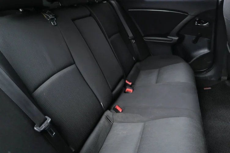 Toyota Avensis 15 из 15