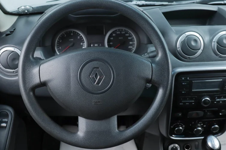 Renault Duster 9 из 16
