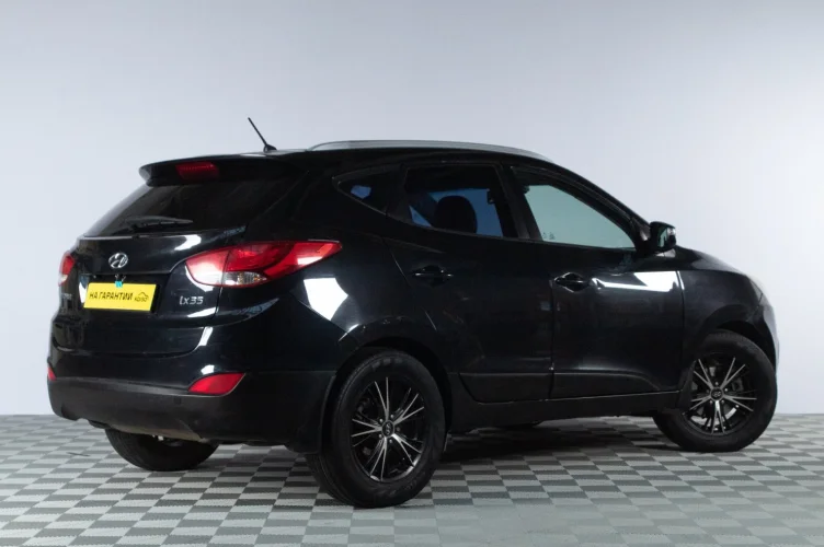 Hyundai ix35 6 из 6