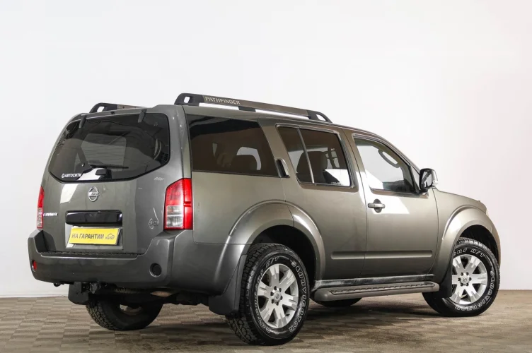 Nissan Pathfinder 6 из 6
