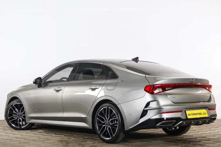 KIA K5 4 из 6