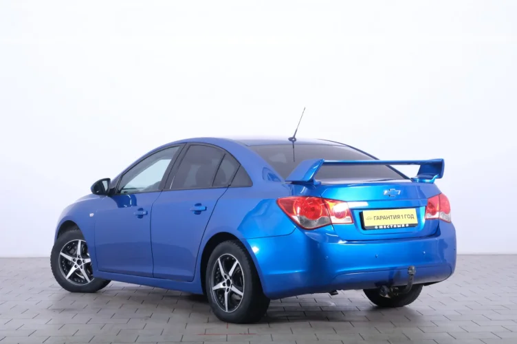 Chevrolet Cruze 4 из 6