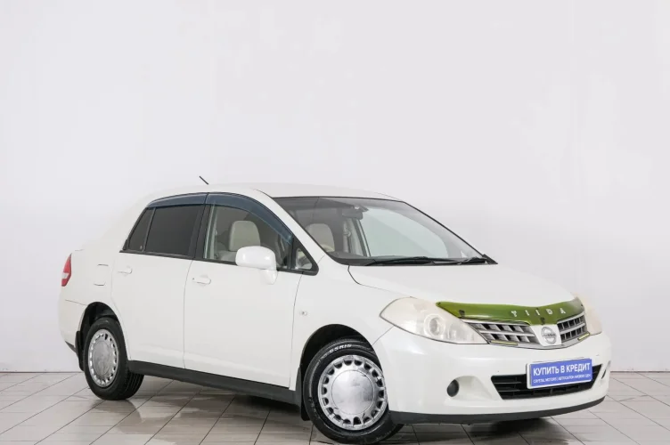 Nissan Tiida Latio 1 из 6